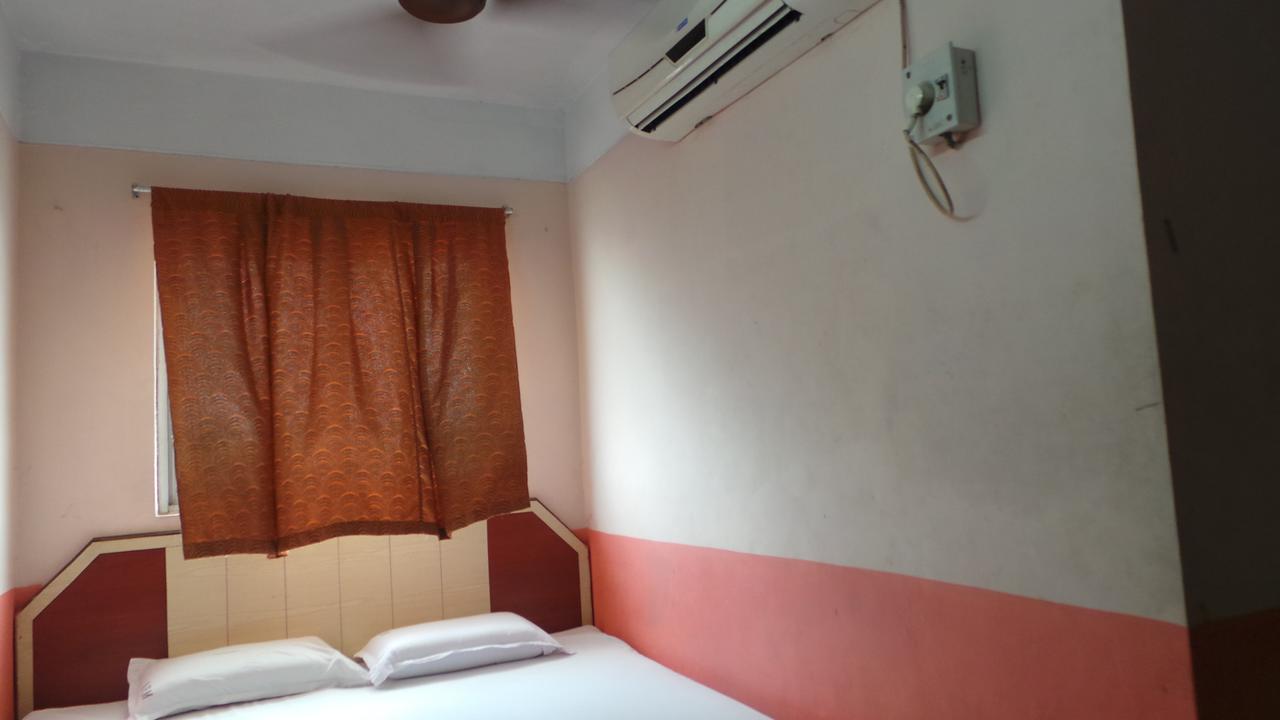 M.P.M. Guest House Puducherry Eksteriør billede