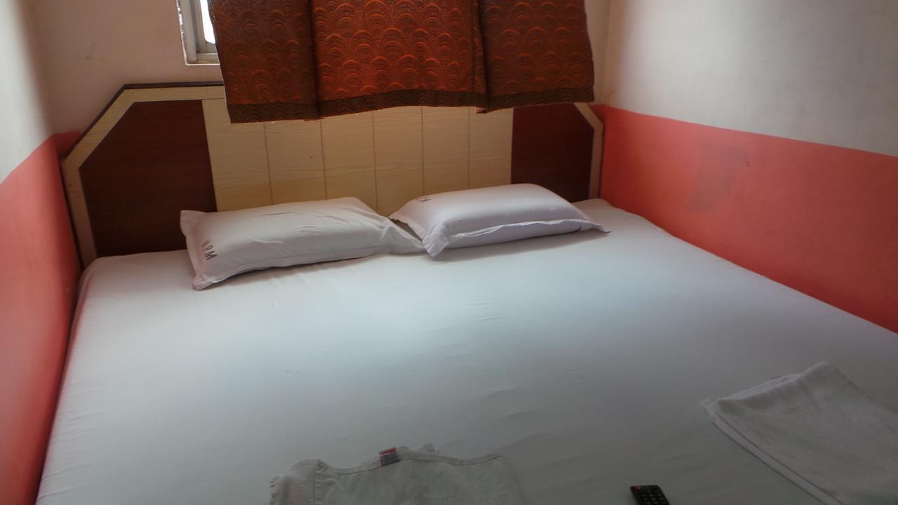 M.P.M. Guest House Puducherry Eksteriør billede