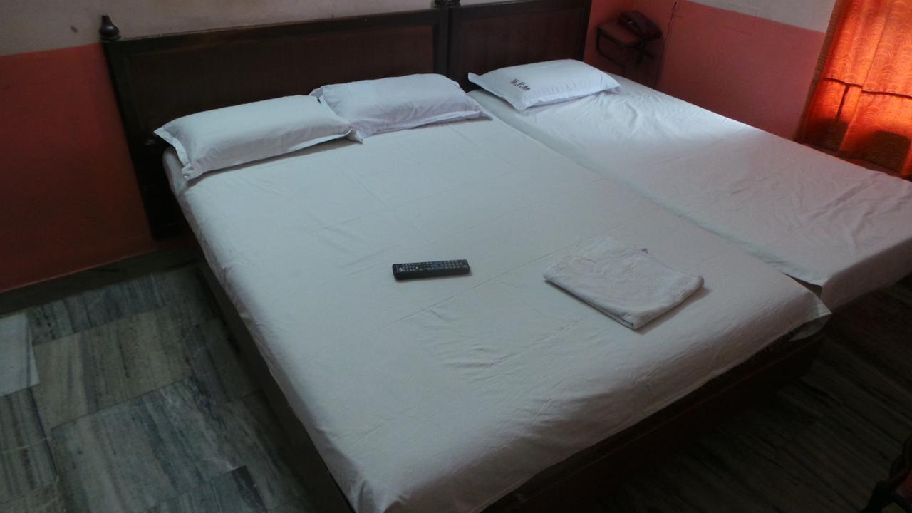 M.P.M. Guest House Puducherry Eksteriør billede