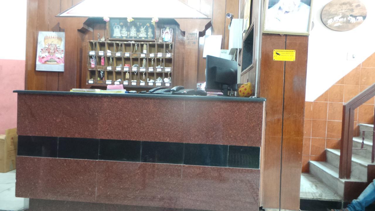 M.P.M. Guest House Puducherry Eksteriør billede